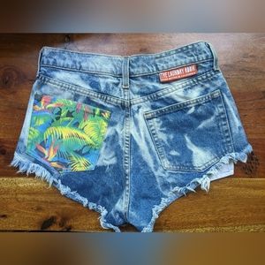 Denim distressed short shorts